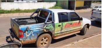 UMA CAMIONETE CHEVROLET S10, 2.8, ANO 2002, CABINE DUPLA EM BONITO/MS.